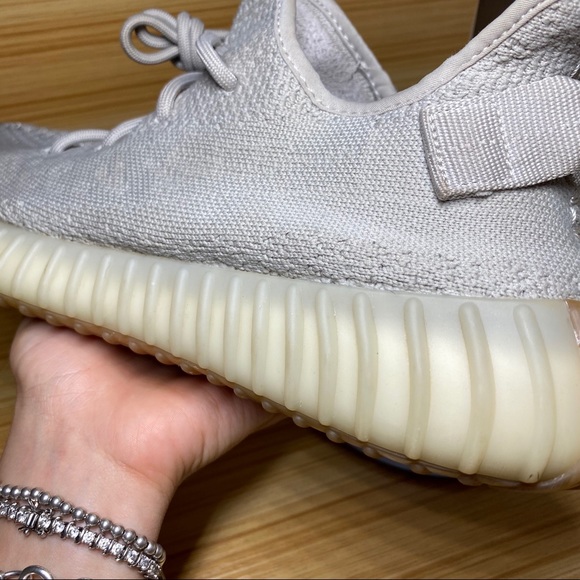 Adidas Yeesy Boost 350 V2 Sesame / Size 10 - Picture 12 of 16